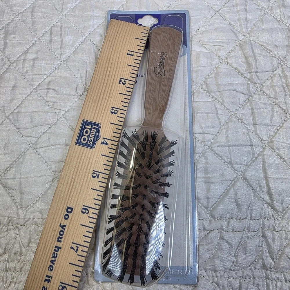 Vintage Expressions Hair Brush Faux Wood Hair Nylon Bristle Brush‎ USA Travel